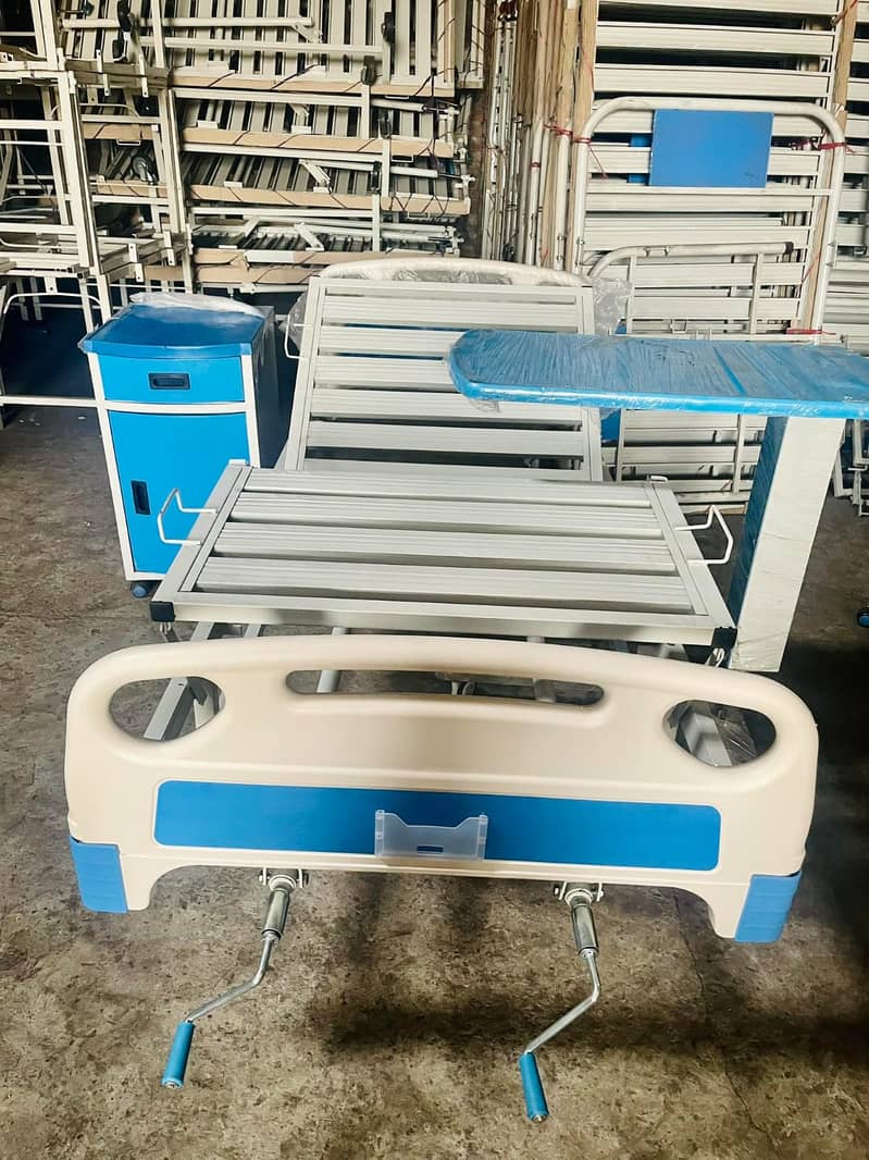 Manufacture Hospital Furniture Medical Bed Patient Bed Surgical Beds 19