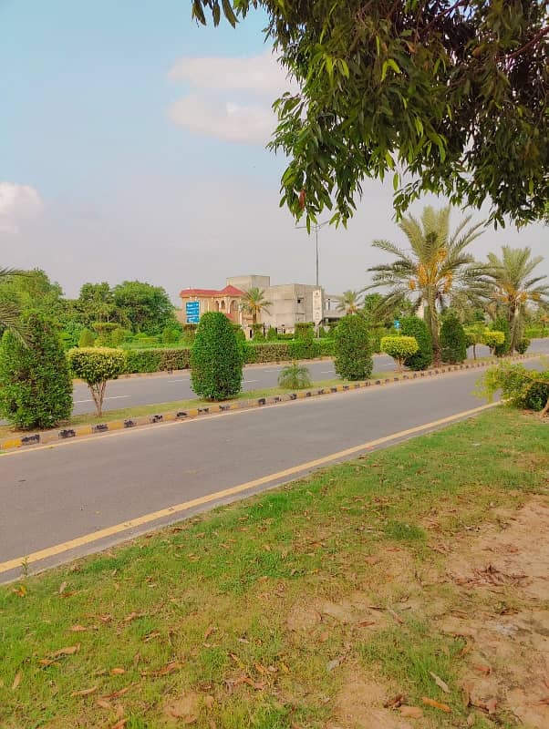 03 Marla On Ground Pair Plot Available Near Park and Musjid Phase 4 8