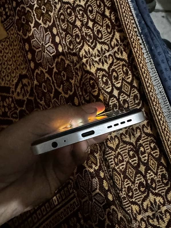 infinix hot30 4+4 128gb 0