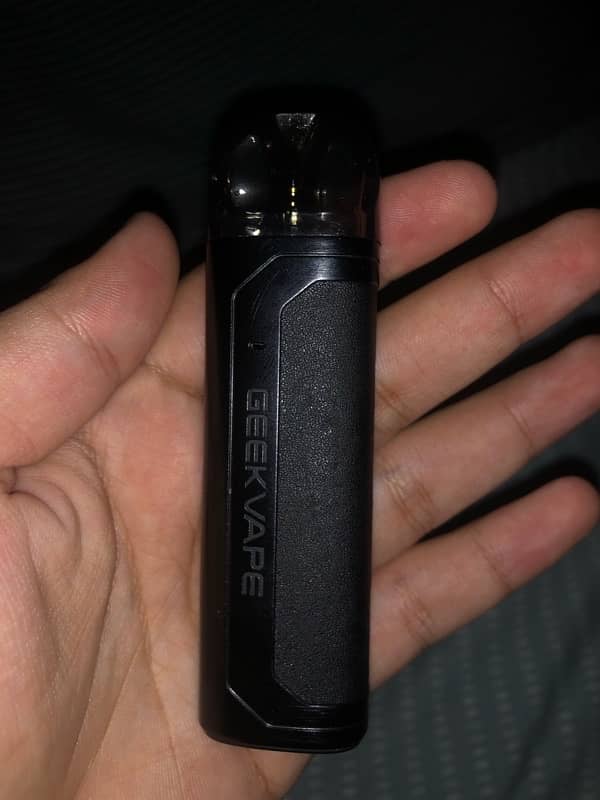 Geek vape Au pod 2