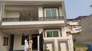 Seven marlas 2.5 storey brand new house for sale