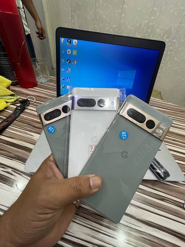 Google Pixel 8 pro. . . . 7Pro. . . 6 Pro. . . 6. . . 6A 5