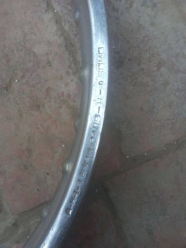 honda 125 ka back rim 2