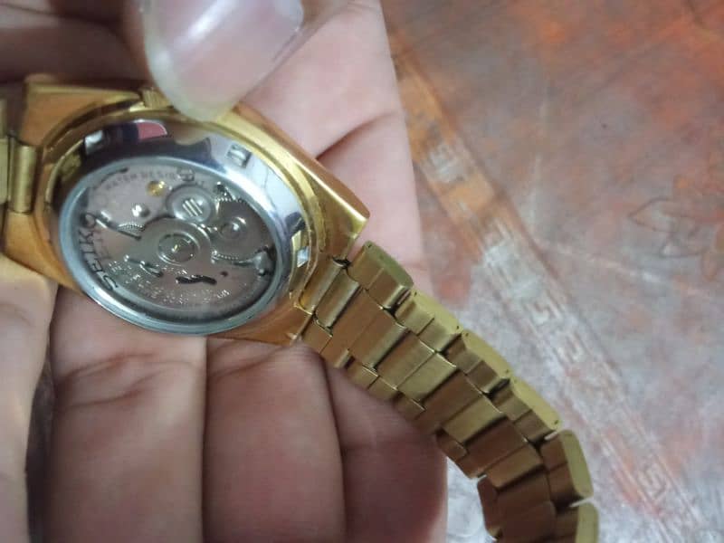 Seiko 5 gold 21 jewels made in japan 2