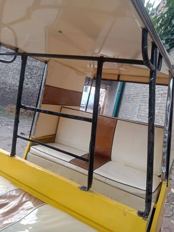 tuktuk 2