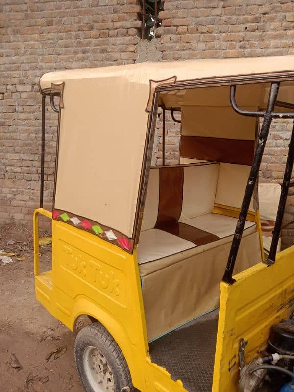 tuktuk 4