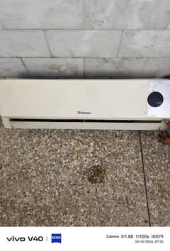 Dawlance 1.5 ton Ac in Good condition