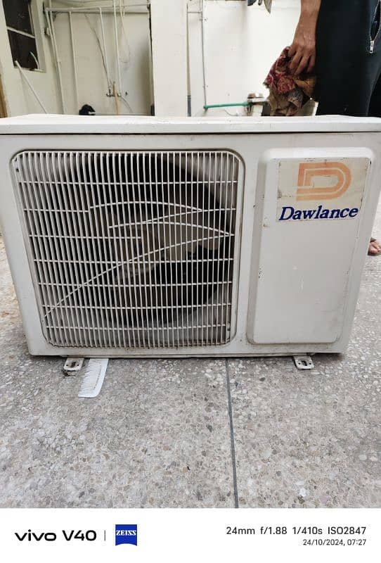 Dawlance 1.5 ton Ac in Good condition 4