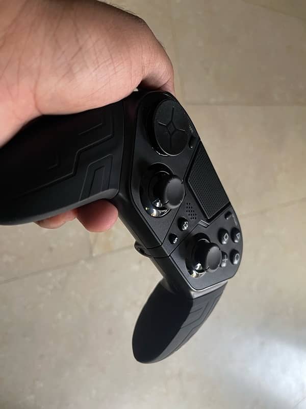 Elite Pro Cross Controller 1