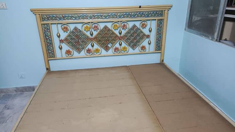 iron bed condition good king size bed 2