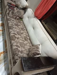 07 seater sofa set in good condition for sell 0