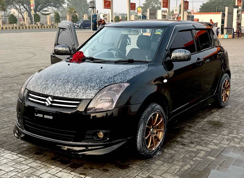 Suzuki Swift Fully Modified in Showroom Condition 8