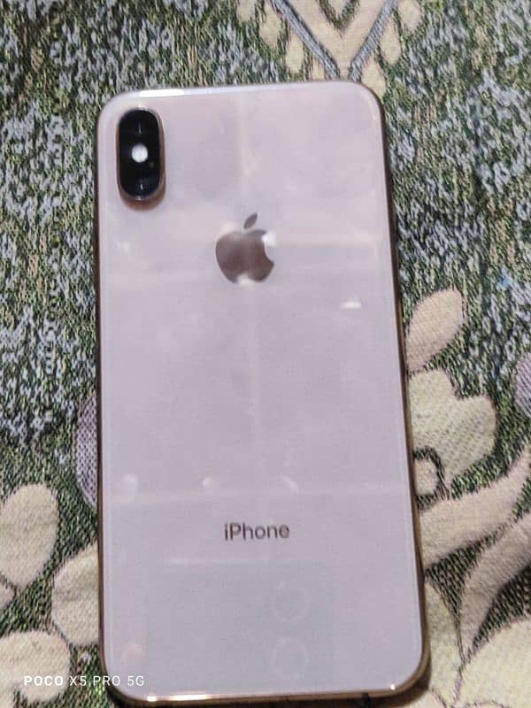 iPhone xs 64gb golden colour exchange possible 1