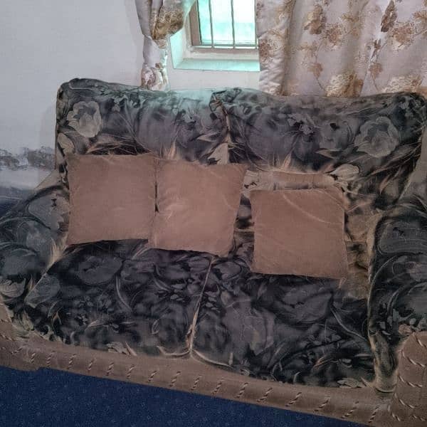 sofa set 5 seater very good condition 1