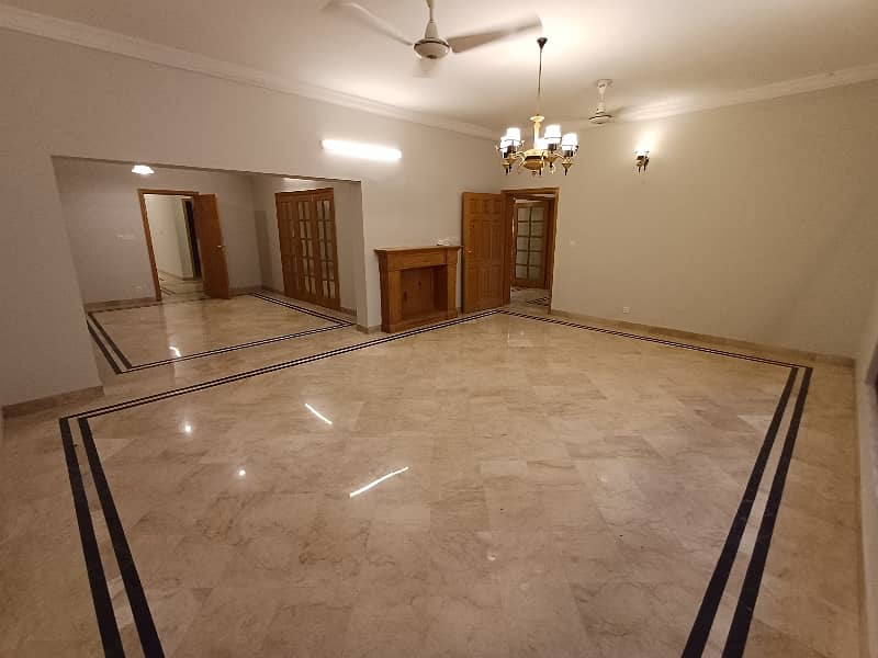 Lvl Bani Gala 6 Beds 2 Kitchen Neat And Clean Independent House Ideally Located Available For Rent 5