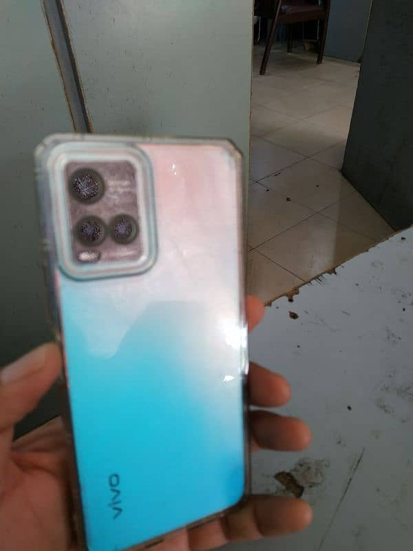 Vivo y33s  8/128 1