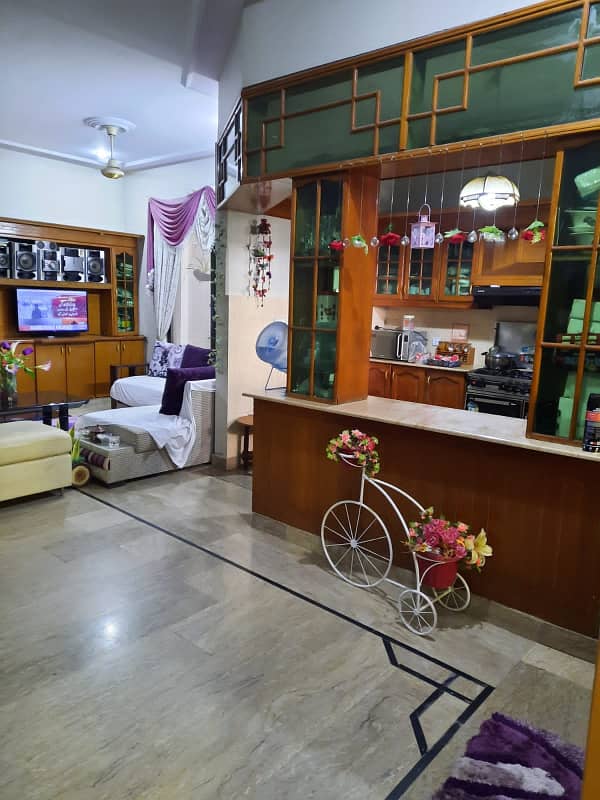 independent singel story bungalow for rent in johar 4