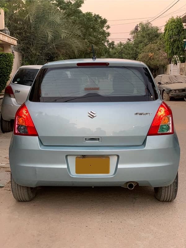 Suzuki Swift 2010 3