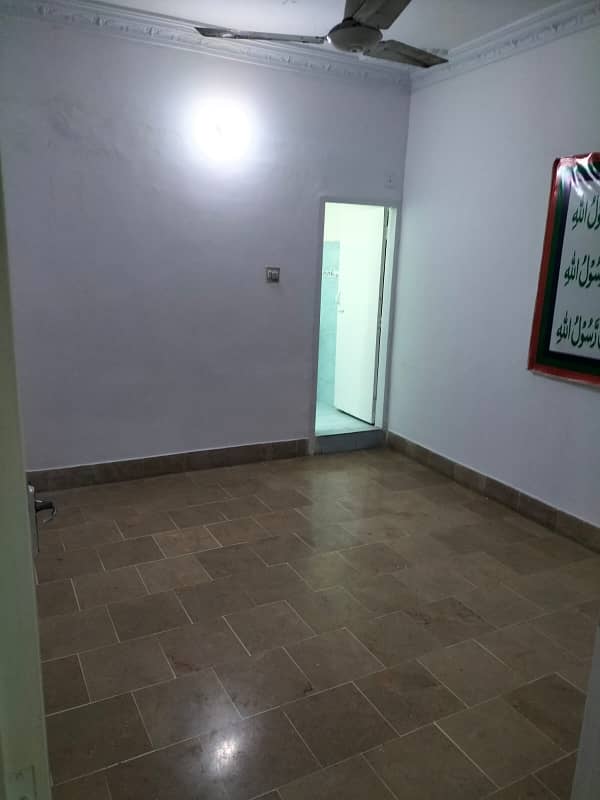 two bed dd portion for rent in johar 2