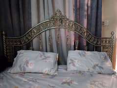 Bedroom set (iron rod sot style)