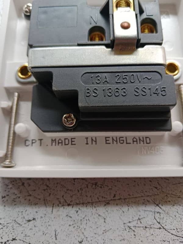 power switch made in England 6