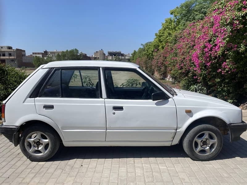 Daihatsu Charade 1998 5