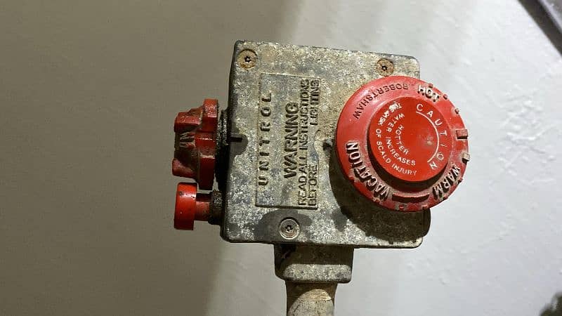 geyser thermostats in running condition 1