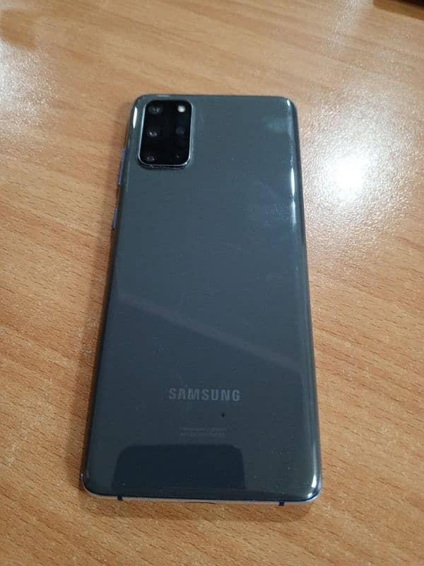 Samsung Galaxy S20+ 1