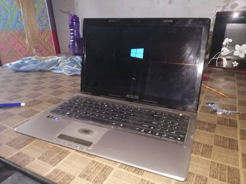 Asus laptop core i5  2gb graphic card 256 ssd hard disk 4 gb ram 5