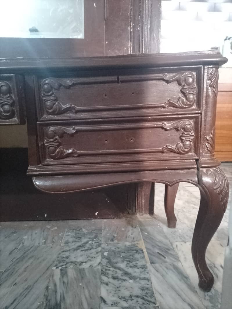 Antique large pure wooden Dressing table with large Mirror 2