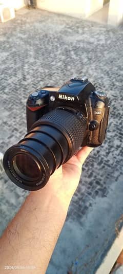 Nikon D90