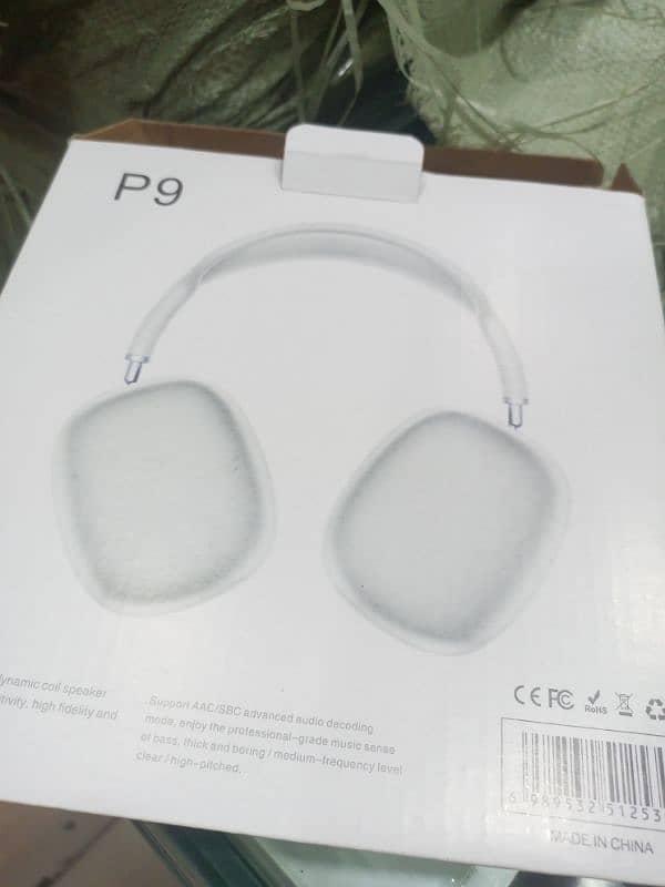 Head phone P9 brand new 2