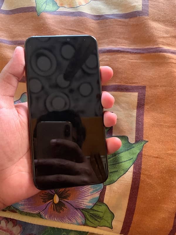 iphone 11pro max 256GB factroy unlock 2