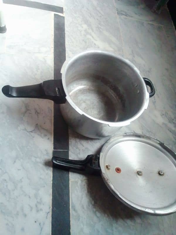 Pressure cooker in good condition 03448260140 4