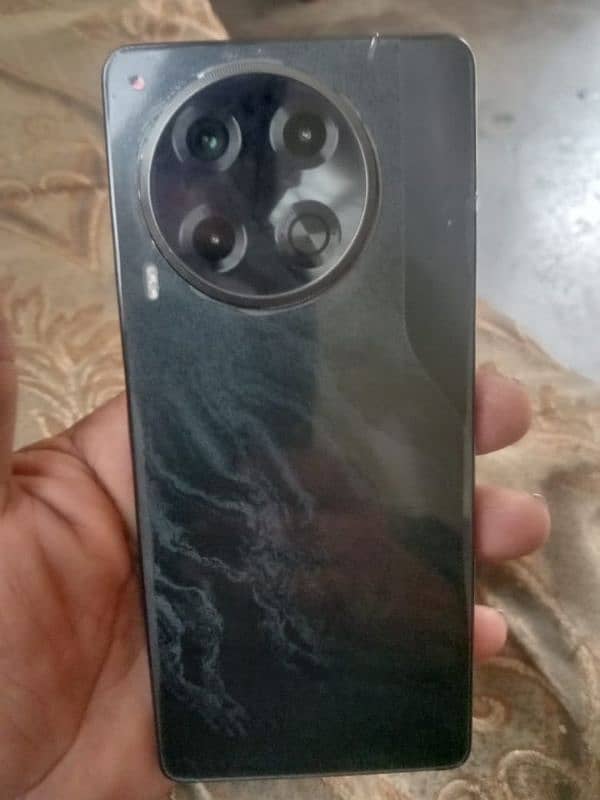 tecno camon 30 11 month warranty 24/256 6