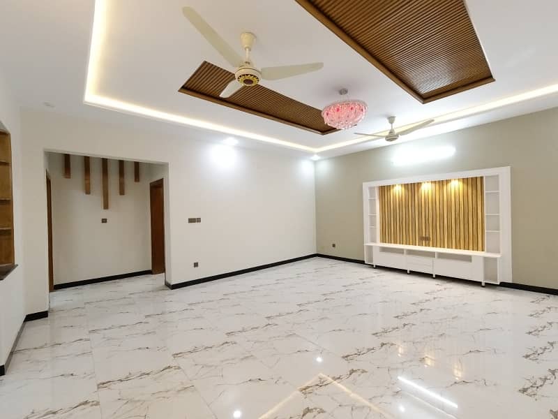 Upper Portion For Rent In G15 Size 12 Marla Near To Markaz Park Masjid Best Location Five Options Available 5