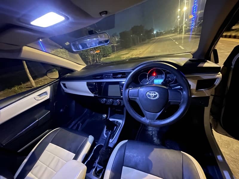 Toyota Corolla XLI 2015 12