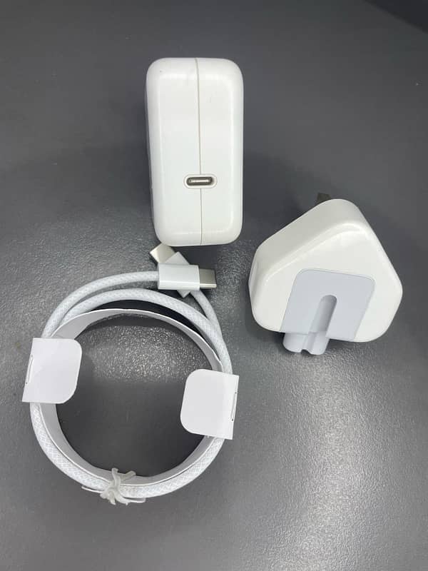 IPHONE 16 PRO MAX KA 100% ORIGINAL CHARGER HY 1