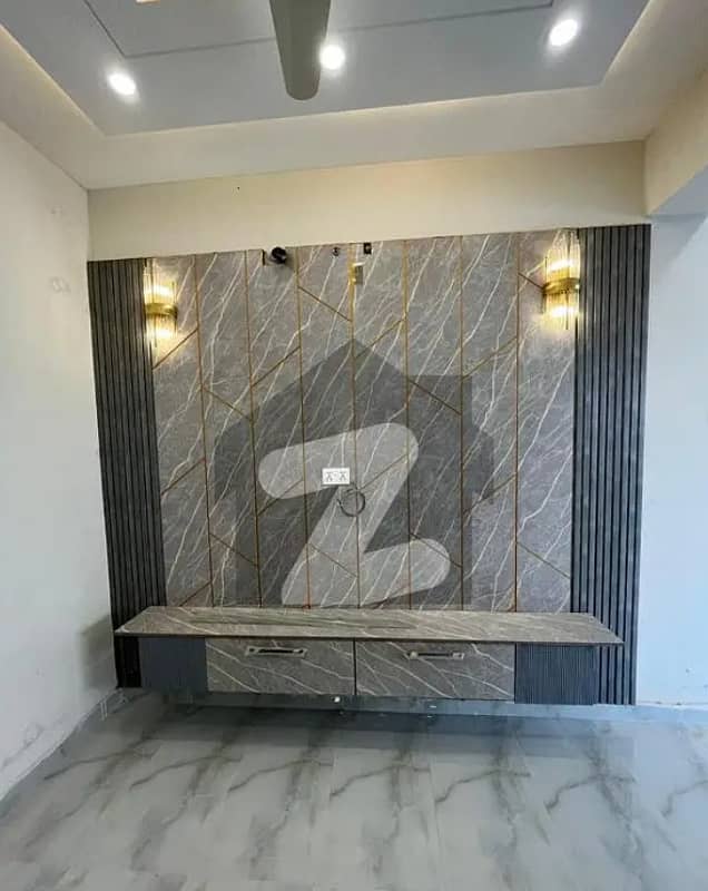 10 MARLA HOUSE IS AVAILABLE FOR SALE IN GHAZNAVI BLOCK BAHRIA TOWN LAHORE 4