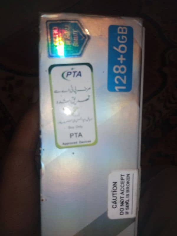 Technology pova 6ram 128gb 9by10 8mahna ka garnti ha 2