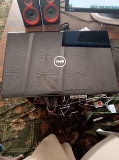 I'm selling my laptop DELL window 10