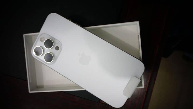 IPhone 16 Pro max 256gb White Color Just Open box 0