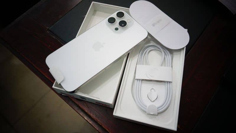 IPhone 16 Pro max 256gb White Color Just Open box 5