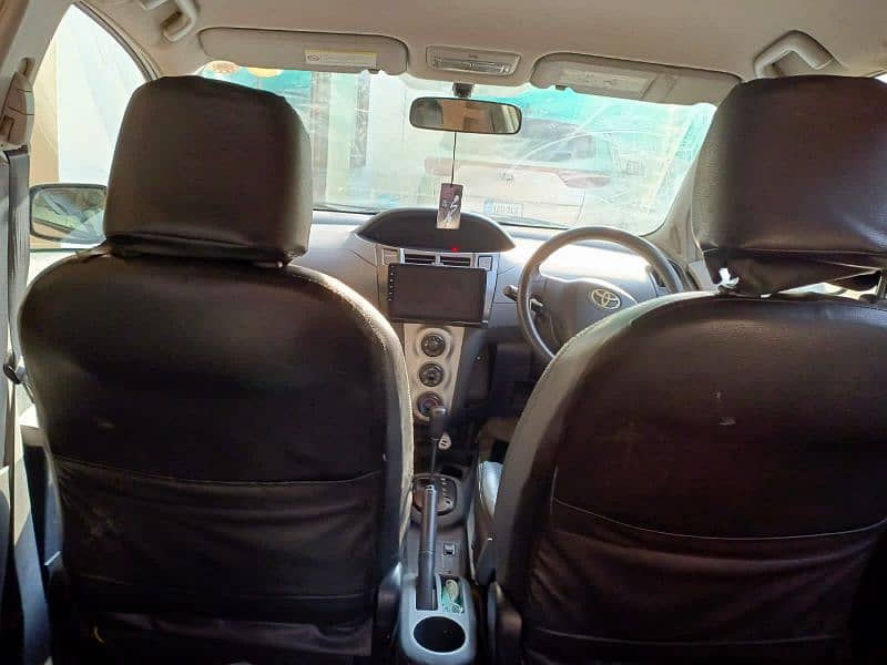 Toyota Vitz 2010 4