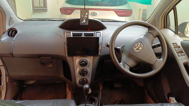 Toyota Vitz 2010 19