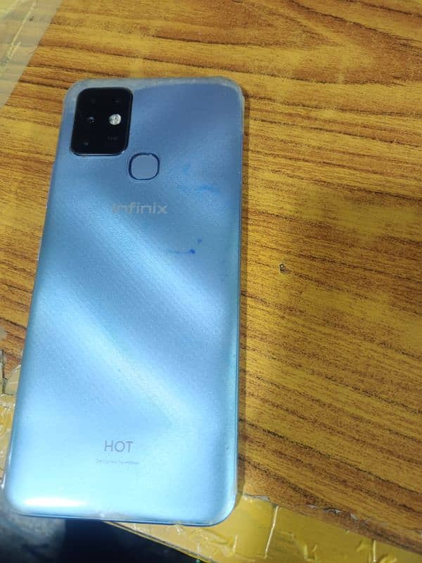 Infinix hot 10 play 4+64 0