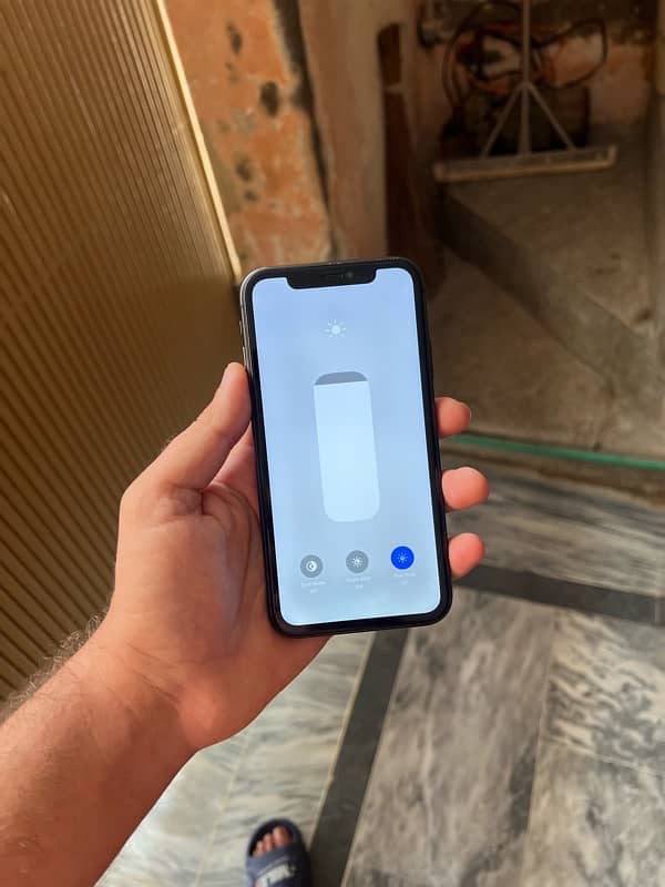 iphone 11 non pta sim time avlble 10