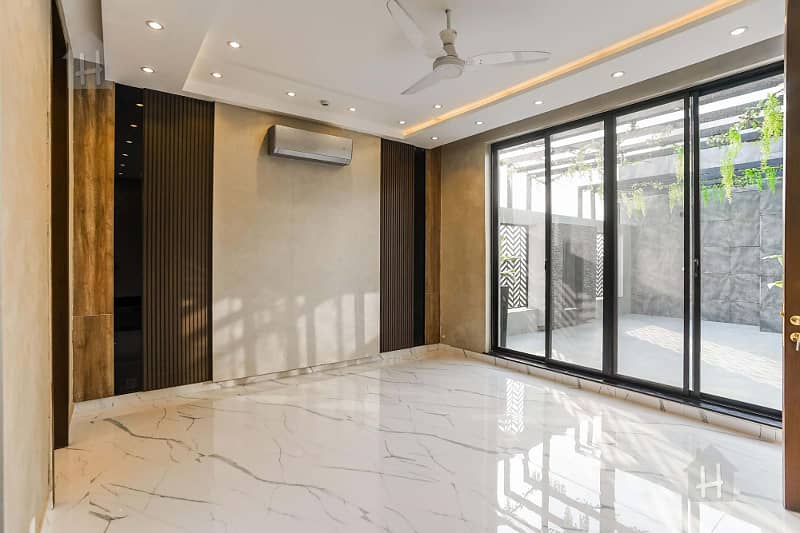 100 % Original Available Option- 1 Kanal House - Full basement - Swimming Pool In DHA Y Block Phase 7 21