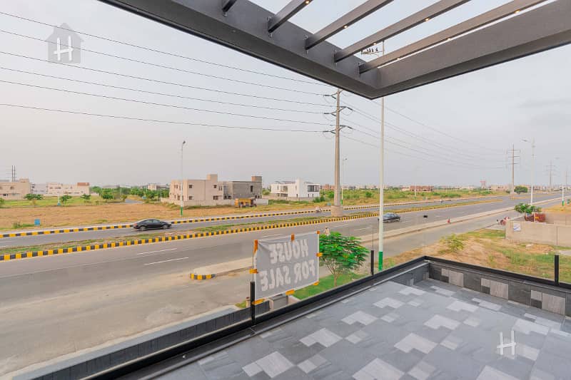 Prime Location 1 Kanal House For Sale In T Block Phase 8 DHA Lahore 49