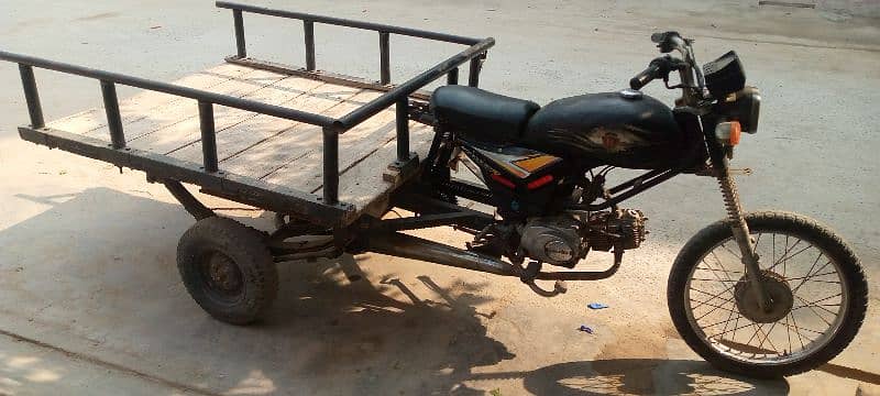 united 2014 model motorcycle rickshaw good condition sale  03087640682 3